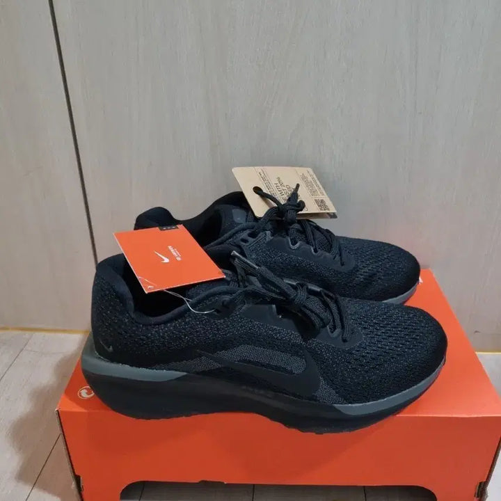 [BUNJANG] Nike Winflo 11 Running Shoes 245 / 미시착새상품)) 나이키 윈플로우11 러닝운동화 245