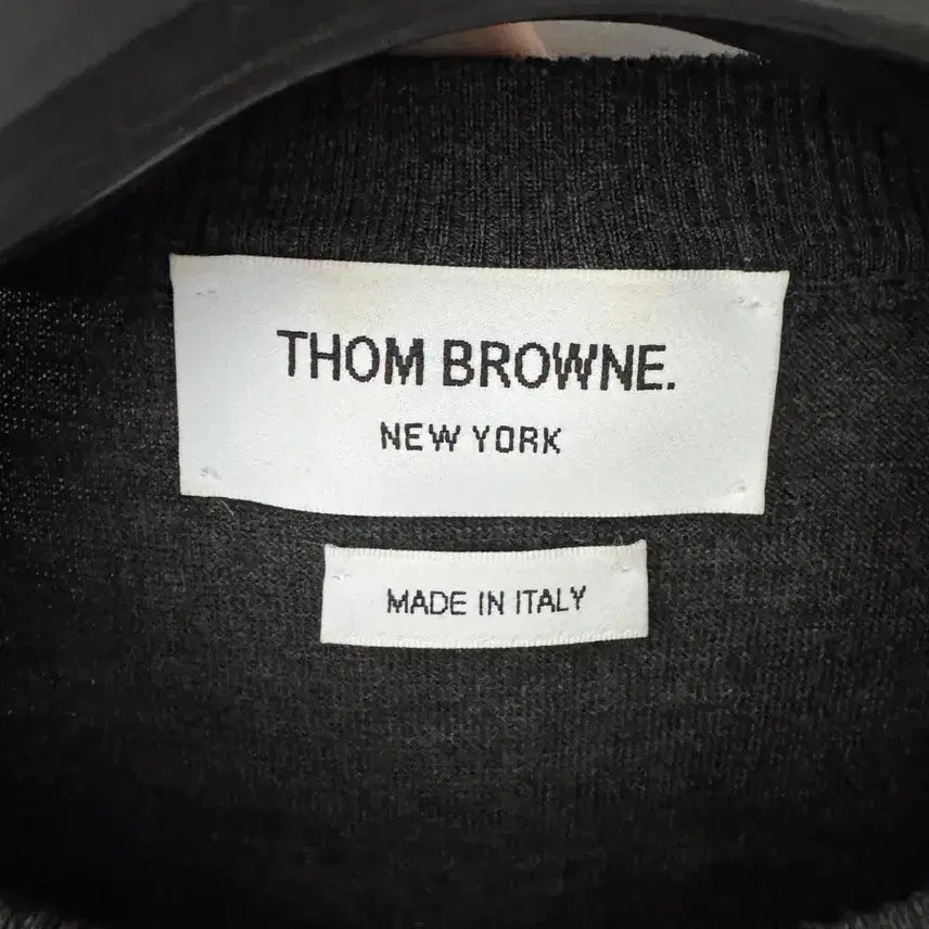 [BUNJANG] Thom Browne Fine Merino Wool Stitch Crewneck Dark Grey Size 2 / 톰브라운 파인 메리노 울 스티치 니트 다크그레이 2사이즈