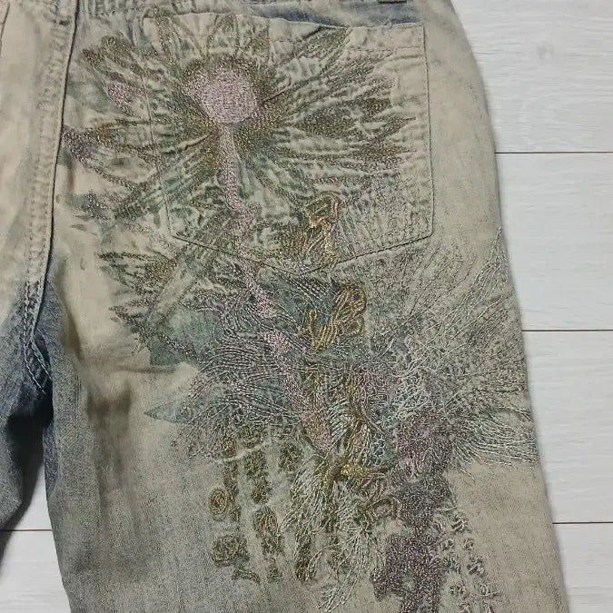 [BUNJANG] Tankus Washed Jeans / 탱커스 워싱 청바지