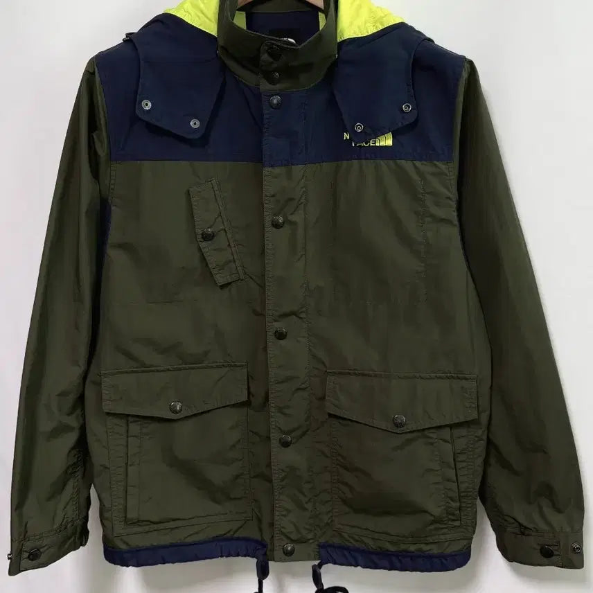 [BUNJANG] The North Face Colorblock Windbreaker Jacket (Size M) / (할인) 노스페이스 배색 바람막이 자켓 (95 / M)