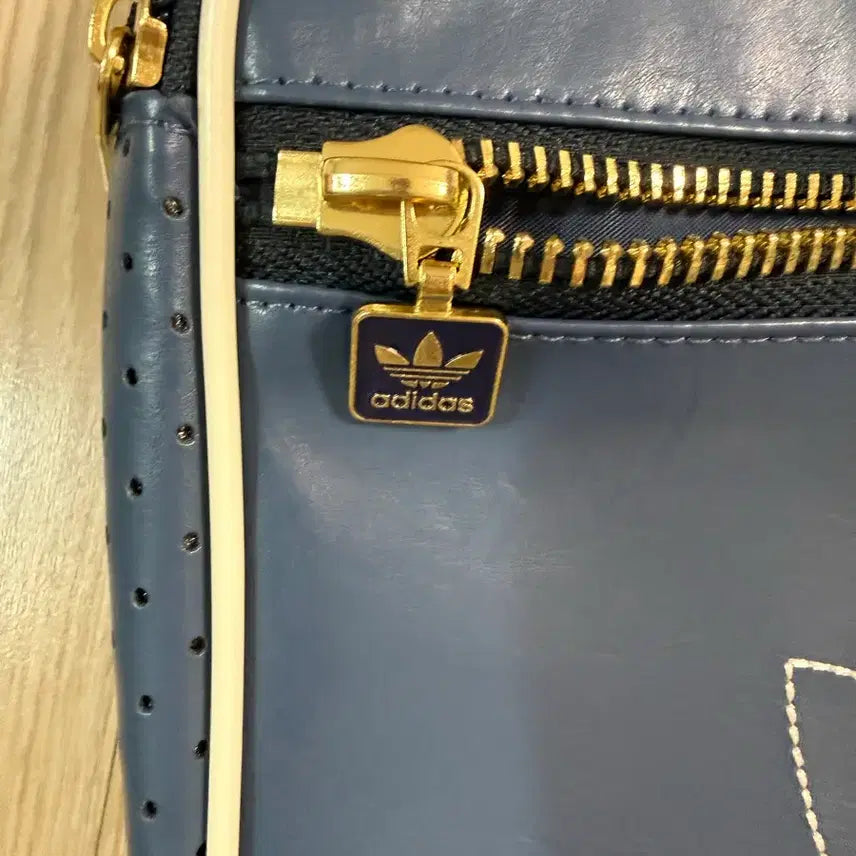 [BUNJANG] Adidas Airliner Bag Navy / 아디다스 에어라이너백(정품)