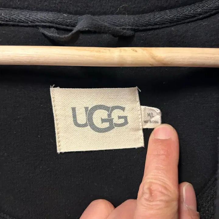 [BUNJANG] UGG Black Belted Robe Coat / 무료배송) ML) 어그 UGG 블랙 벨티드 로브 코트