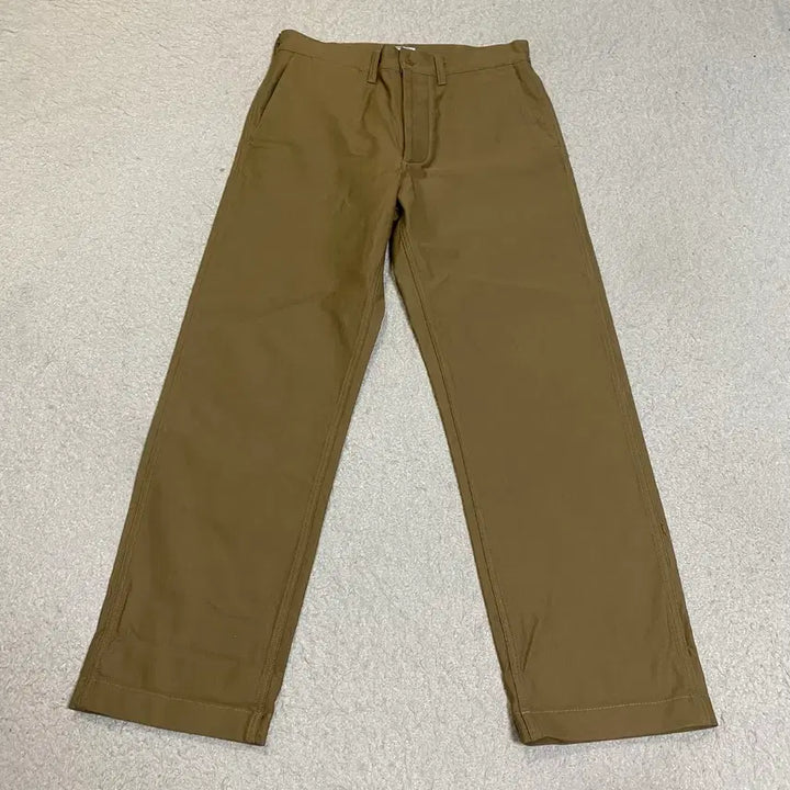 [BUNJANG] Outstanding Chino Pants 30 Inch / 아웃스탠딩 치노 팬츠 바지 30인치