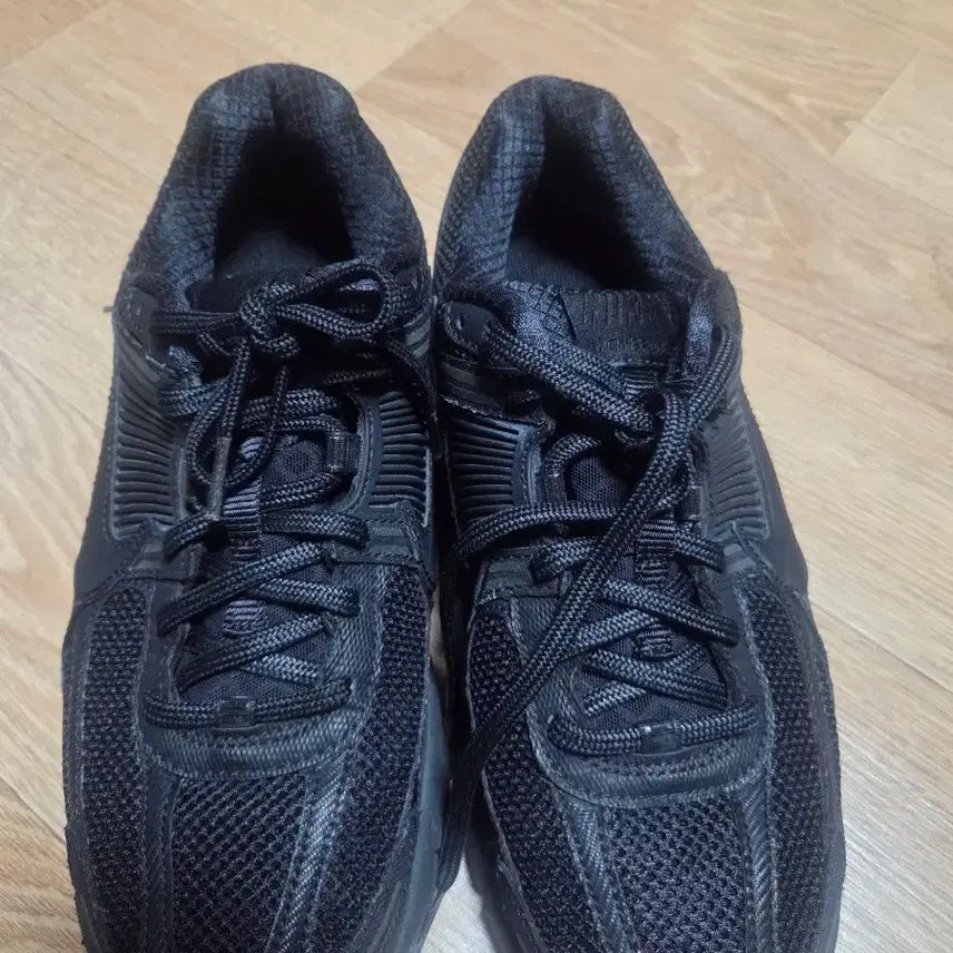 [BUNJANG] Nike Zoom Vomero 5 SP Black / 나이키 줌 보메로 5 SP 블랙 (265)