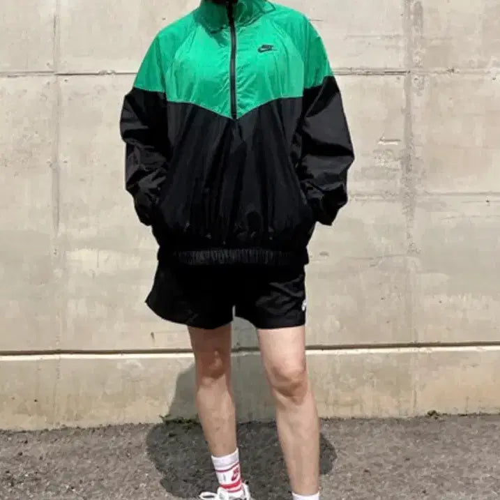 [BUNJANG] Nike Half-Zip Windbreaker Jacket - Size M (95) / 나이키바람막이 하프집업 M 95 사이즈