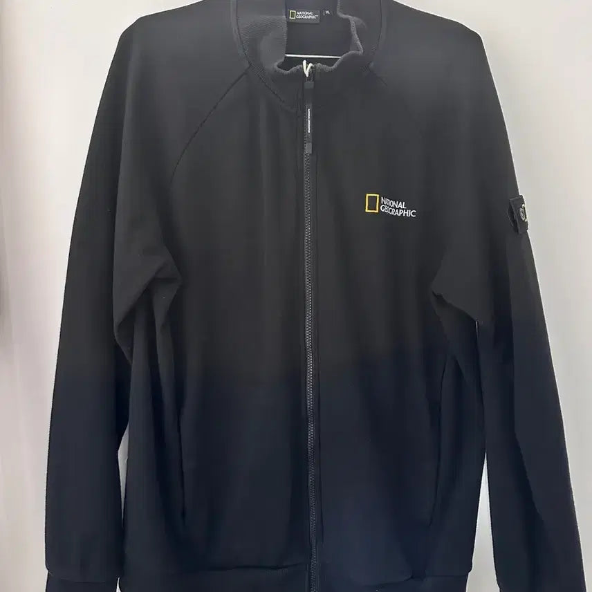 [BUNJANG] National Geographic Black Zip-Up Jacket XL / 내셔널지오그래픽 블랙 집업 XL 사이즈
