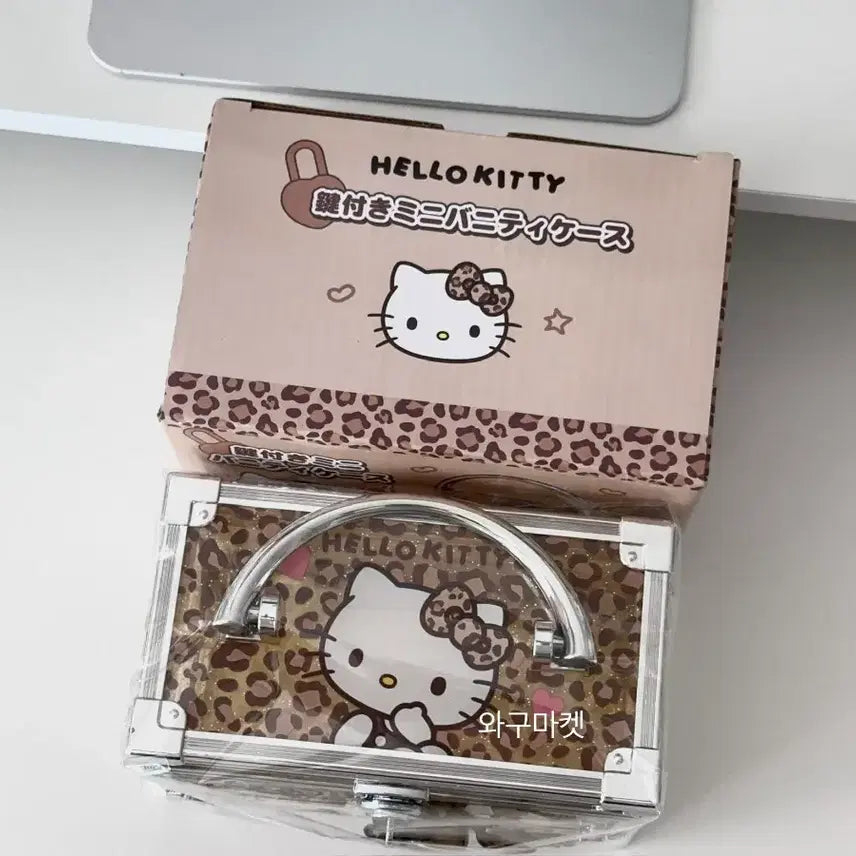 [BUNJANG] Sanrio Hello Kitty Leopard Print Jewelry Box with Key / 호피키티 열쇠 소품함 일본정품 보석함 고전키티 산리오 헬로키티