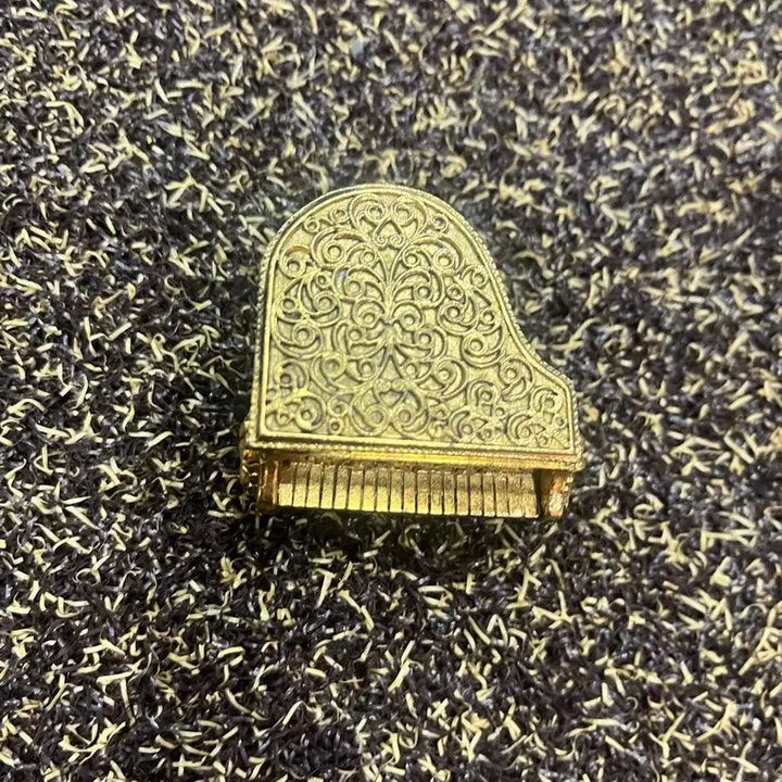 [BUNJANG] Antique Brass Mini Piano / 앤틱 브라스 미니 피아노