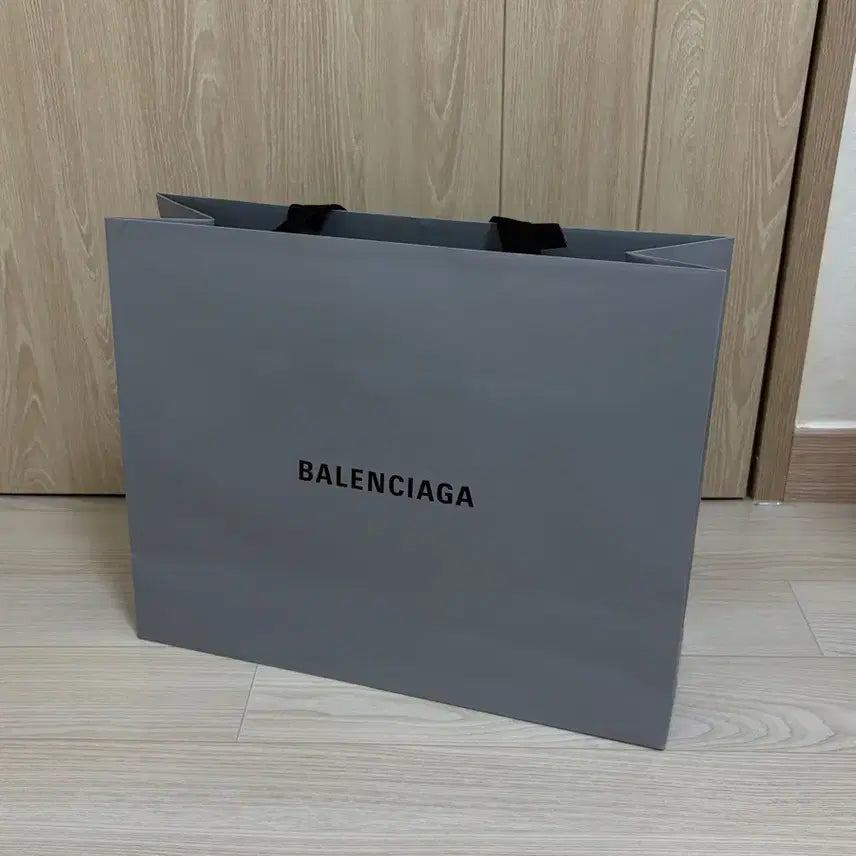 [BUNJANG] Balenciaga Shopping Bag / 발렌시아가 쇼핑백