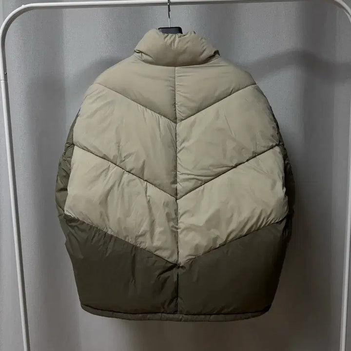 [BUNJANG] Zara Khaki Short Padded Jacket XL / Xl 자라 Zara 카키 숏패딩