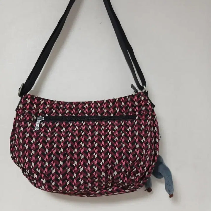 [BUNJANG] Kipling Shoulder Bag with Keyring / 키플링 숄더백 + 키링 포함 30  20