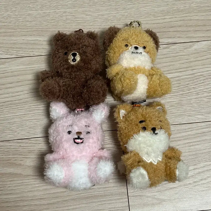 [BUNJANG] Day6 Denimalz Plush Sitting Keyring Bundle Set / 데이식스 공식 데니멀즈 쁘띠멀즈 앉은 인형 키링