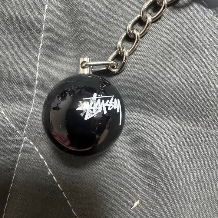 [BUNJANG] Stussy 8 Ball Keyring / 스투시 8볼 키링 팝니다