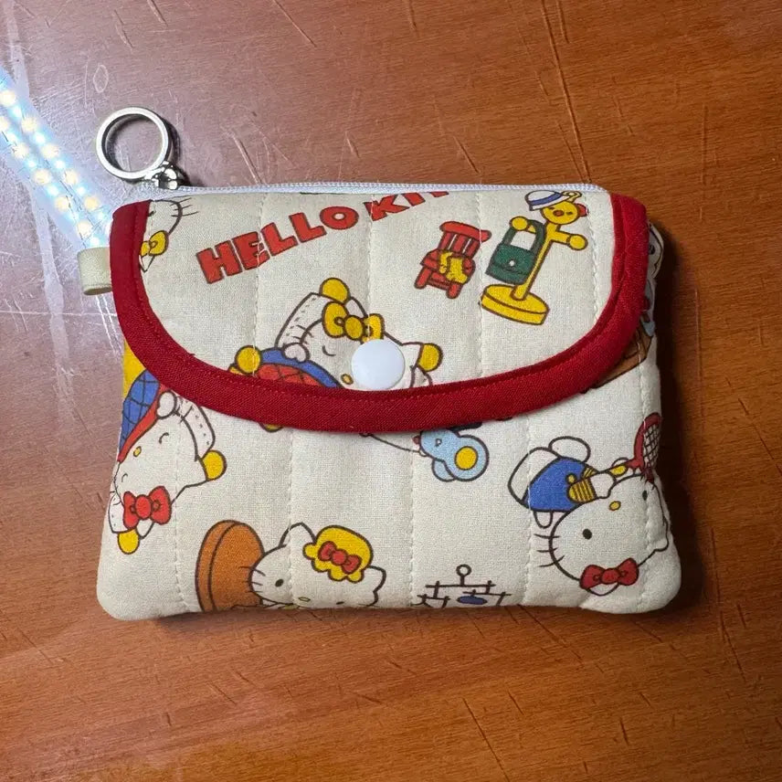 [SOLD OUT] 키티 봉제 누빔 파우치 저렴하게 팝니다 :-)