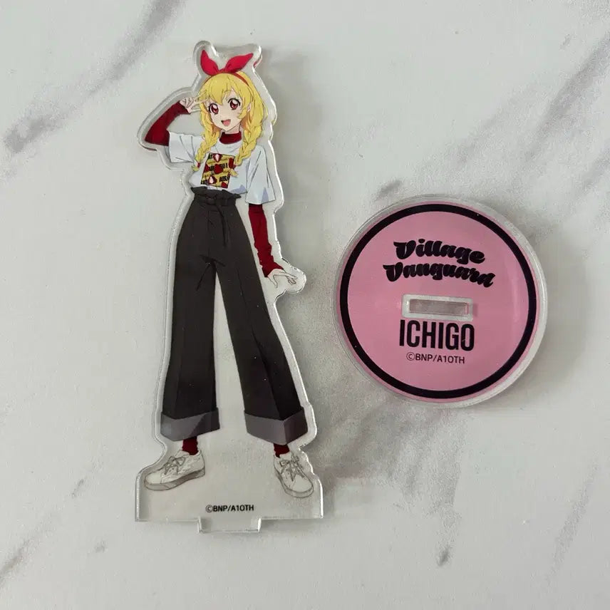 [BUNJANG] Aikatsu! Ichigo Acrylic Standee Village Vanguard / 아이카츠 아이엠스타 빌리지 뱅가드 이치고 아크릴