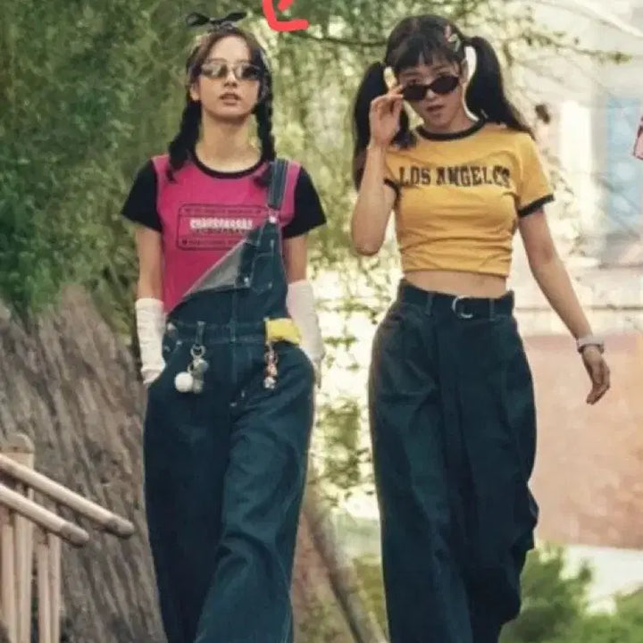 [BUNJANG] Y2K Graduation Concept Outfit Set / 스물다섯 스물하나 y2k  졸업사진 컨셉 의상 대여 및 판매