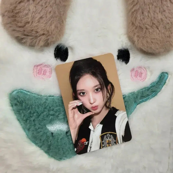 [BUNJANG] IVE Gaeul MINE Digipack Photocard / 아이브 가을 MINE 디지팩 포카