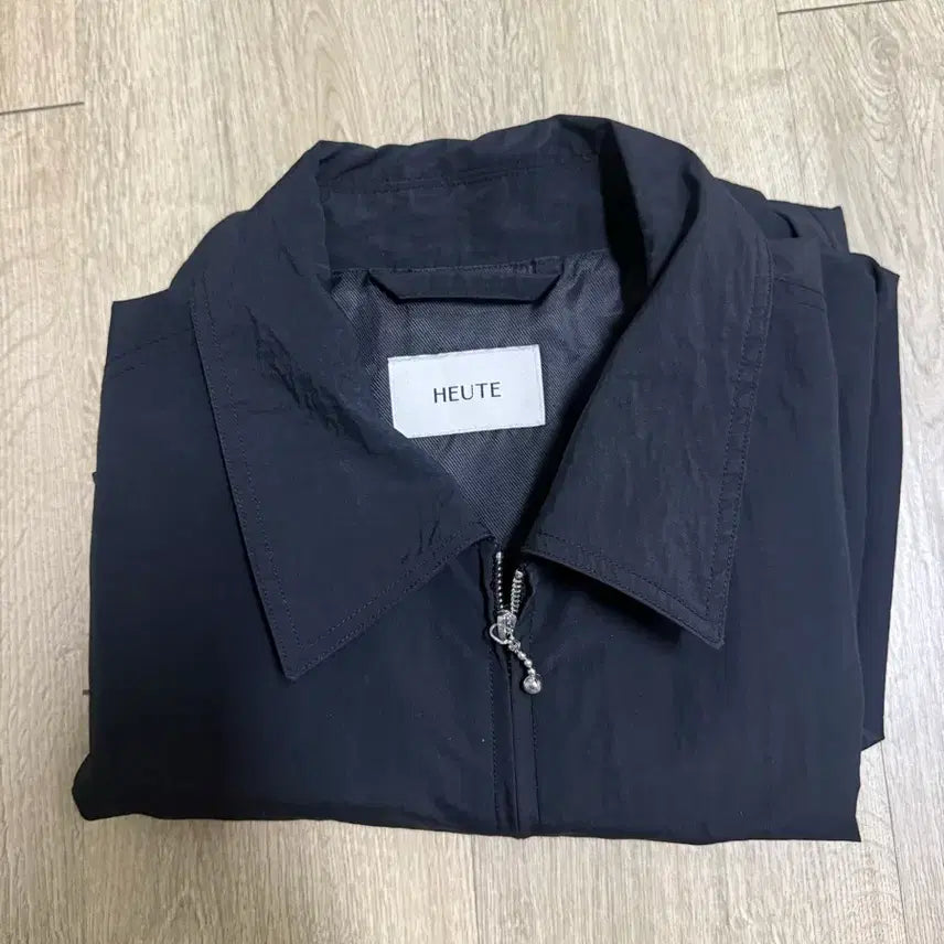 [BUNJANG] HEUTE Black Short Jacket Size L / HEUTE 호이테 블랙 숏자켓 사이즈 L 상태매우좋음(드라이세탁완료)