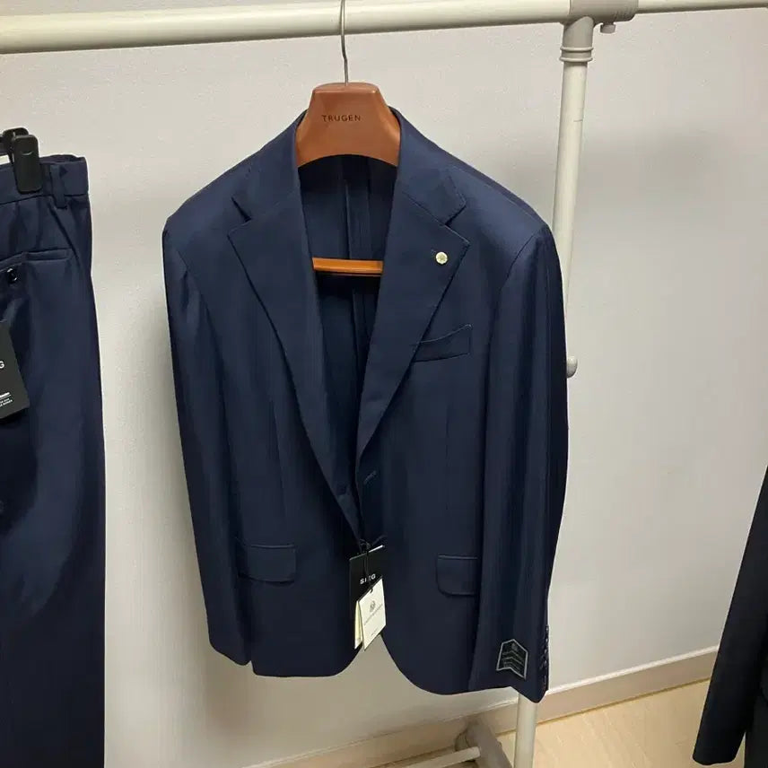 [BUNJANG] SIEG Keaton Carlor Babera Fabric Suit Set / 지이크 수트 (키톤 까를로바베라 원단 정장세트)