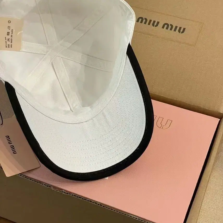[BUNJANG] Miu Miu Baseball Cap / 미우미우 모자