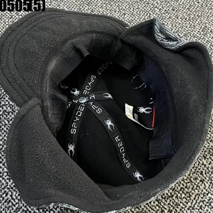 [BUNJANG] Spider Black/White Ball Cap / 스파이더 블랙/화이트 볼캡 0505