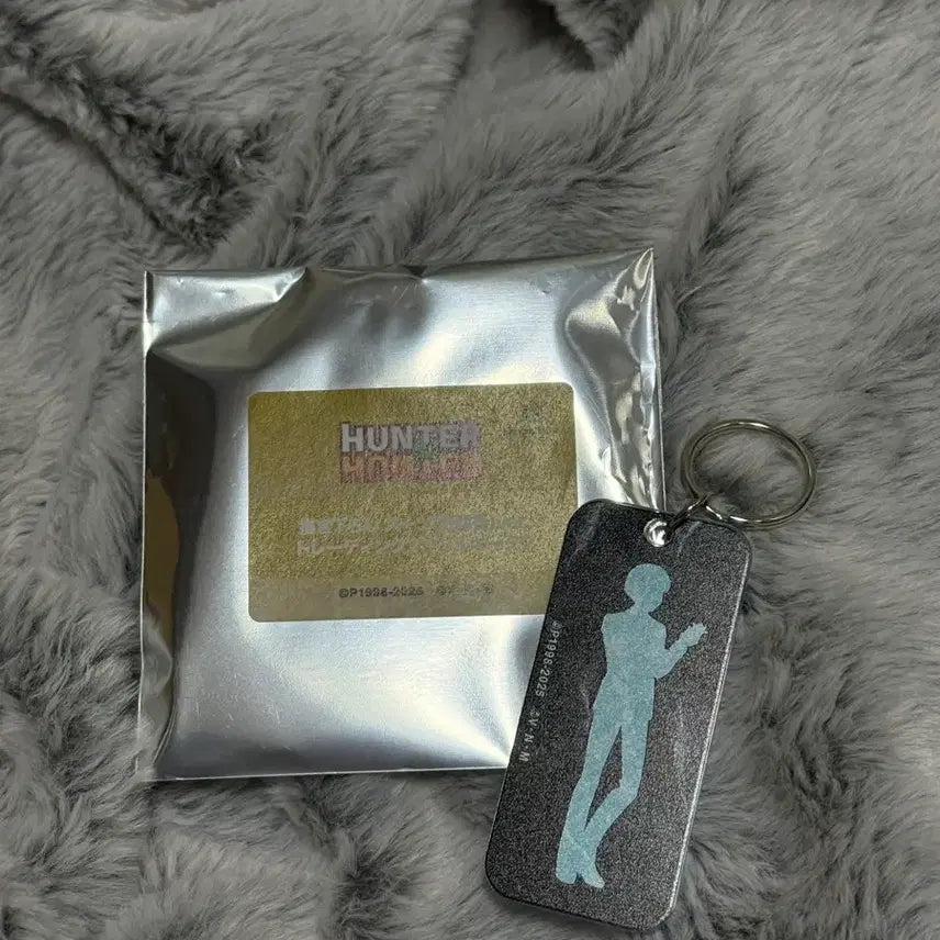 [BUNJANG] Hunter x Hunter Shalnark Suit Ver. Keychain / 헌터헌터 샤르나크 전투후 정장 키링