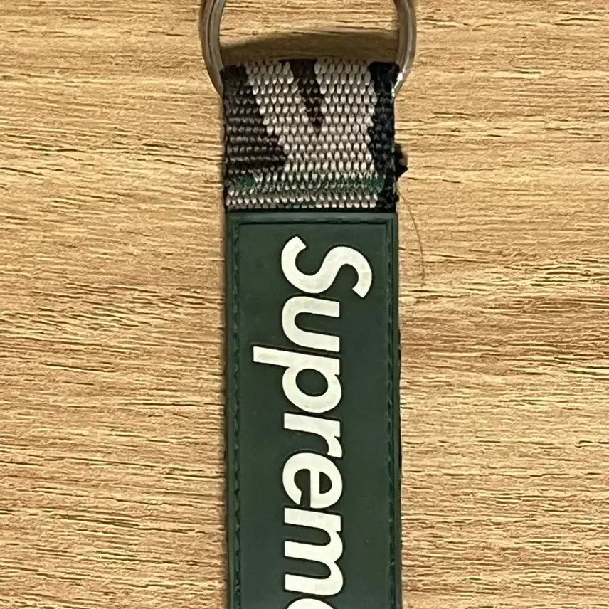 [BUNJANG] Supreme Box Logo Keychain / 슈프림 박스 로고 키링