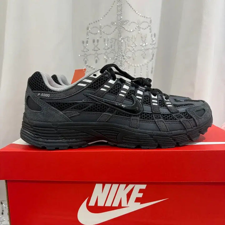 [BUNJANG] Nike P-6000 Suede Running Shoes (270) / 나이키 런닝화 운동화 P-6000 스웨이드 270