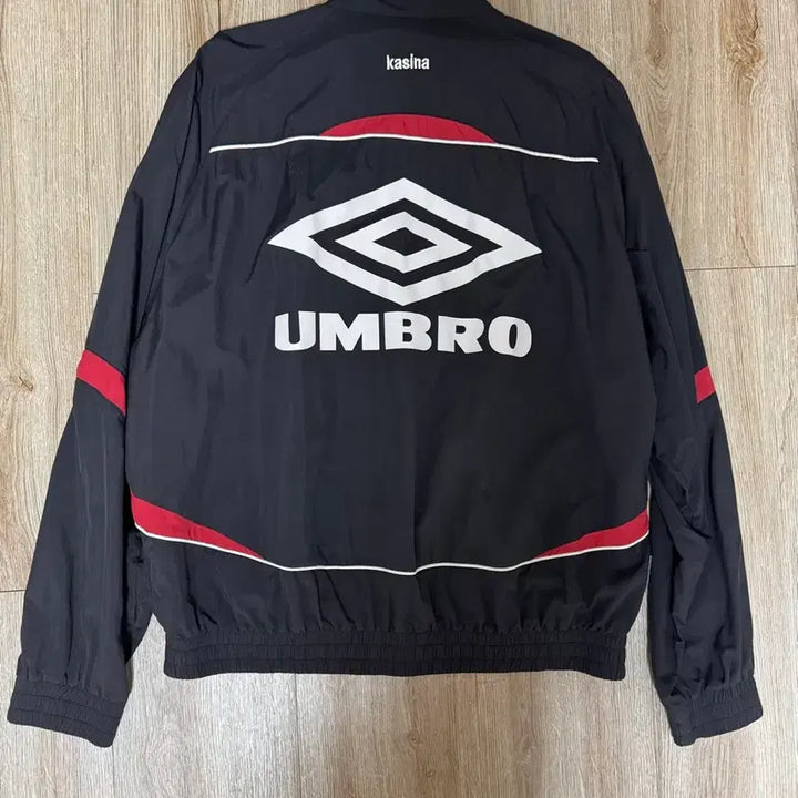 [BUNJANG] Umbro x Kappa 1997 Stand Neck Jacket Black / 엄브로 x 카시나 1997 스탠드 넥 자켓 블랙 [100]