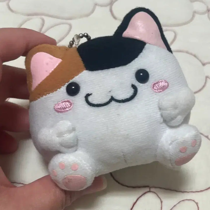 [BUNJANG] Vintage Maruneko Cat Plush Keychain / 고전 마루네코 고양이 인형 키링+꼬질함(세탁추천)