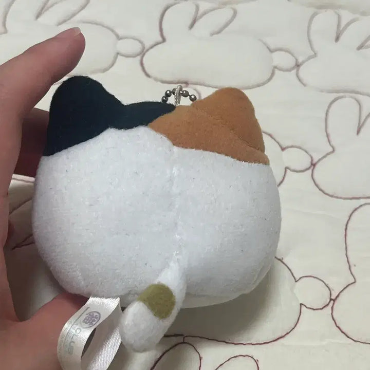 [BUNJANG] Vintage Maruneko Cat Plush Keychain / 고전 마루네코 고양이 인형 키링+꼬질함(세탁추천)