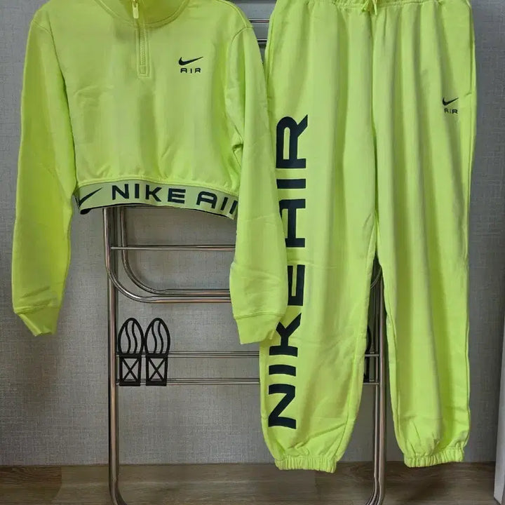 [BUNJANG] Nike Air Fluorescent Training Set / 나이키 AIR 형광 트레이닝 세트