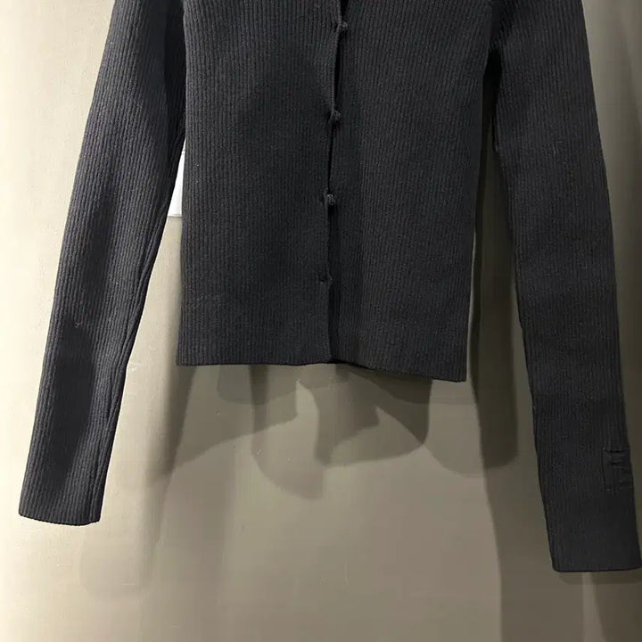 [BUNJANG] Fendi Cut-Out Ribbed Cardigan / 펜디 컷아웃 가디건