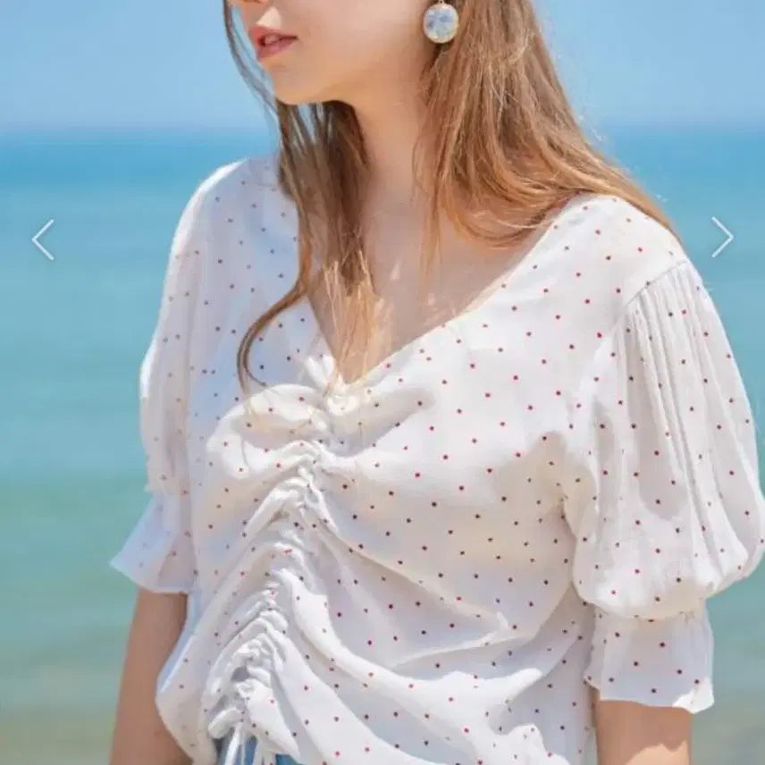 [BUNJANG] MONTS Dot Shirring Blouse / 몬츠(MONTS) 도트 셔링블라우스 55-66 새상품