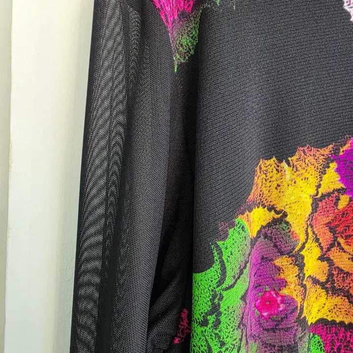 [BUNJANG] Sheer Floral Pattern T-Shirt / 시스막스스타일의 시스루티셔츠