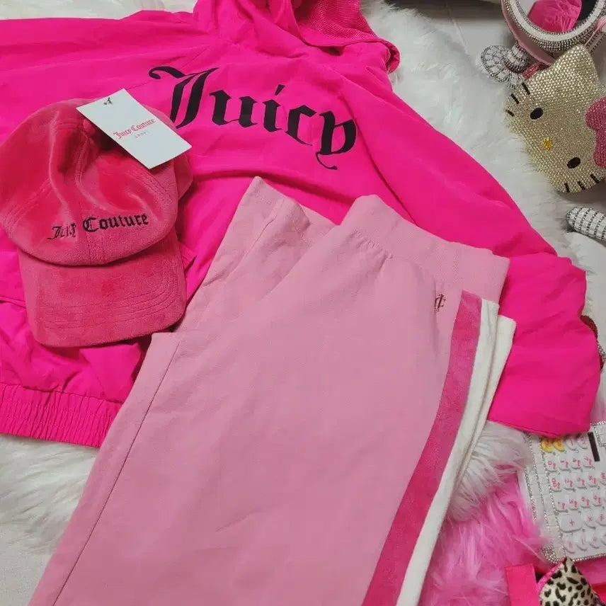 [BUNJANG] Juicy Couture Pink Tracksuit Set with Hat / 쥬시 꾸뛰르 핑크 트레이닝복 세트 + 모자