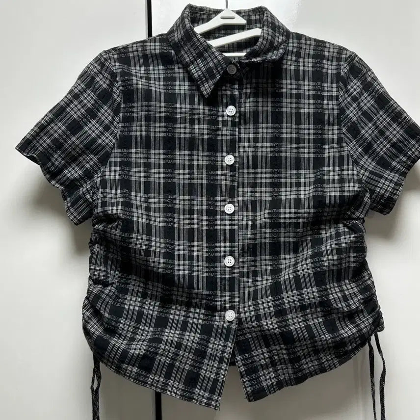 [BUNJANG] Checkered Shirring Short-Sleeve Shirt / 체크 셔링 반팔 셔츠