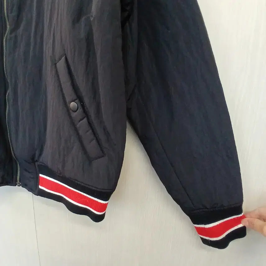[BUNJANG] Nerdy Reversible Bomber Jacket Black/Red / 널디 Nerdy 블랙/레드 리버서블 봄버 자켓