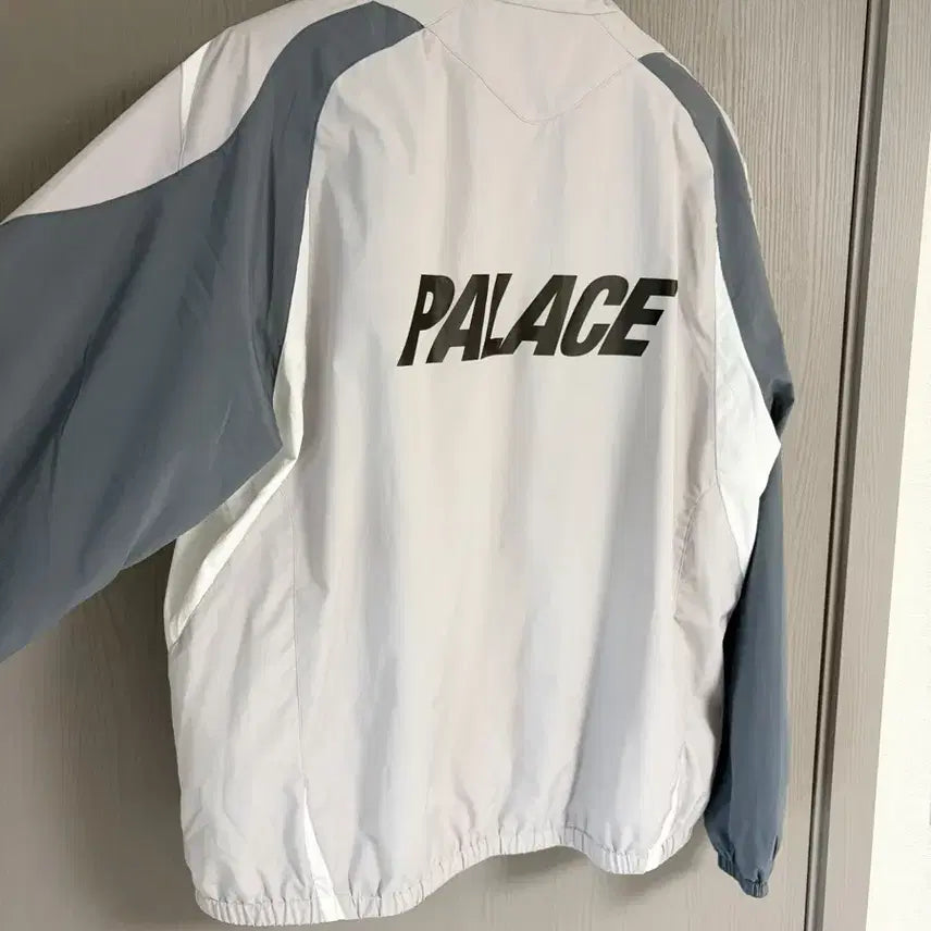 [BUNJANG] Palace Pro Shell Jacket Grey XL / 팔라스 프로 쉘 자켓 그레이 XL