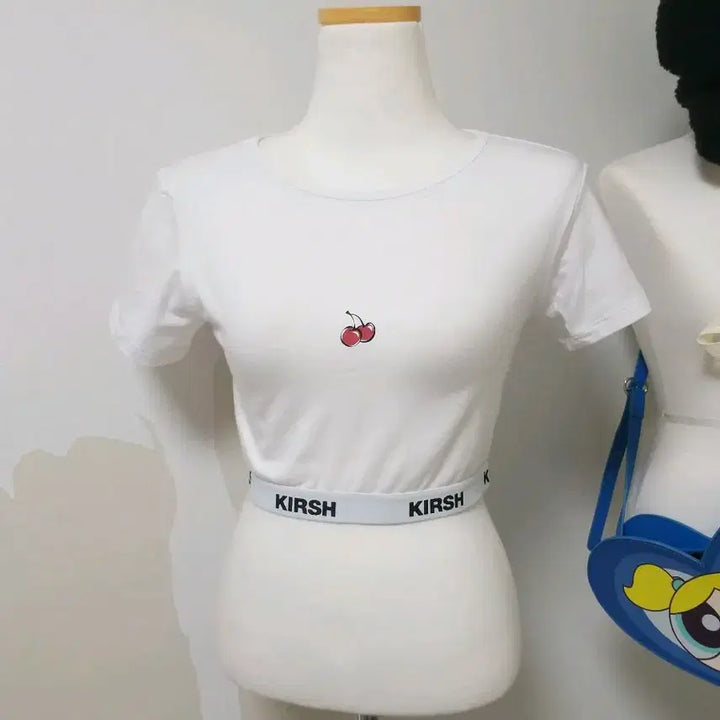 [BUNJANG] Kirsh Cherry Crop T-Shirt / 키르시 체리 크롭티 반팔티 반팔티셔츠 크롭티셔츠