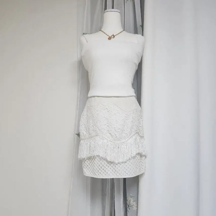 [BUNJANG] White Lace Mini Skirt Set / 화이트 레이스 미니 스커트 세트