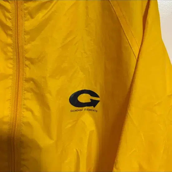 [BUNJANG] Giordano Unisex Portable Windbreaker Jacket / 지오다노 휴대용 남여공용 바람막이 윈드브레이커 점퍼