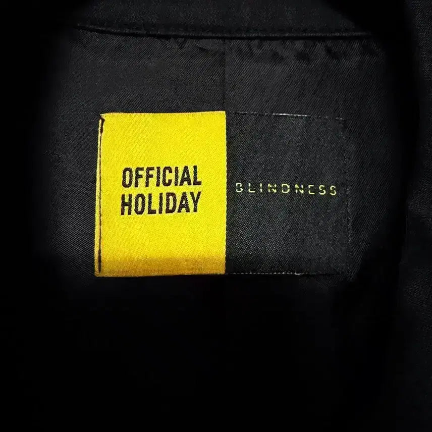 [BUNJANG] Official Holiday Collaboration Zip-Up Jacket - Black (Size 95) / [M,95]오피셜홀리데이 콜라보 집업 자켓 블랙
