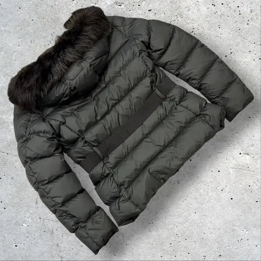[BUNJANG] Moncler Hooded Fur Belted Down Padded Jacket Women&
