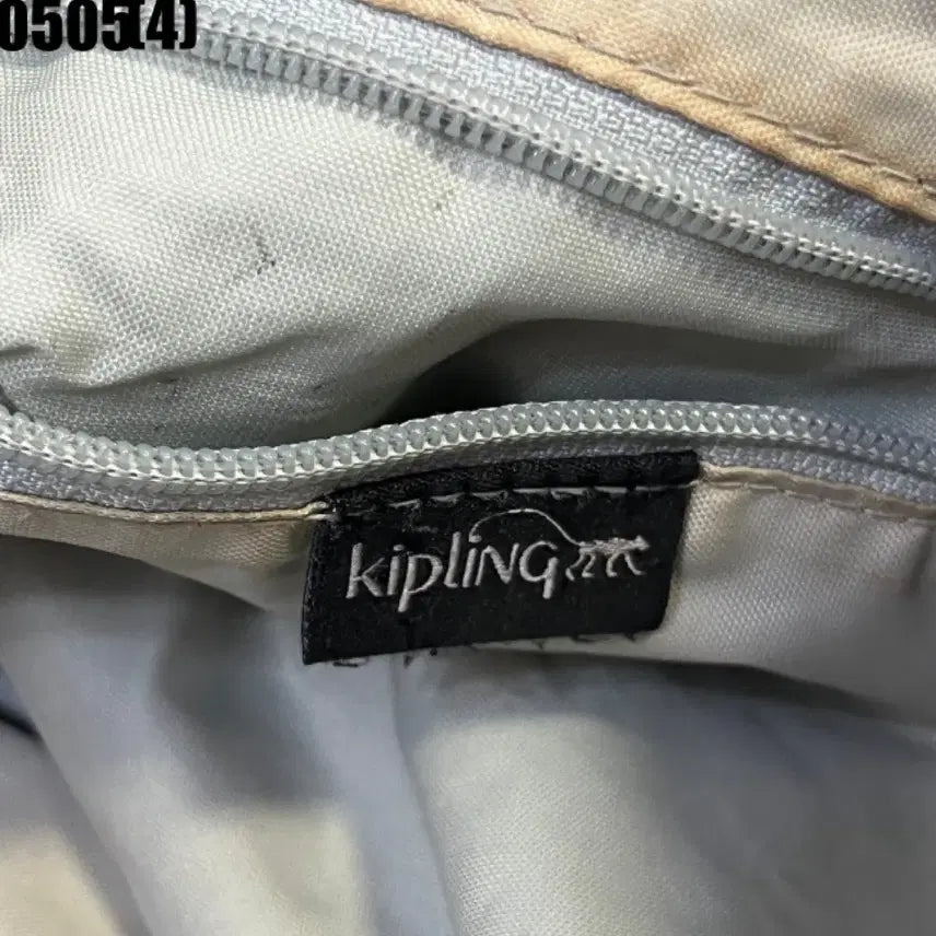 [BUNJANG] Kipling Tote Bag Shoulder Bag with Keyring / 키플링 토트백 숄더백 + 키링 | 0505