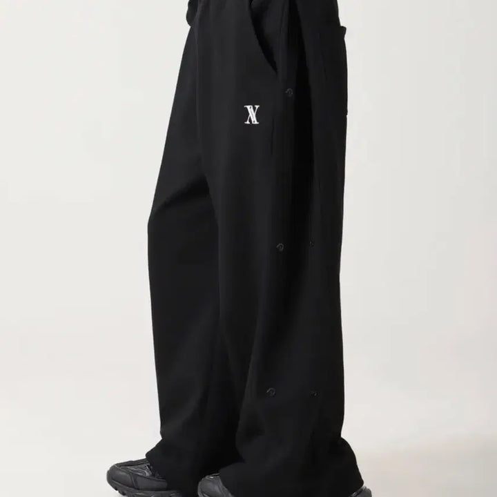[BUNJANG] UrbanDress Wide Training Pants / 어반드레스 와이드 트레이닝 팬츠
