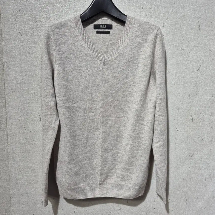 [BUNJANG] UNIT Cashmere V-Neck Knit Sweater / UNIT 캐시미어 브이넥 니트