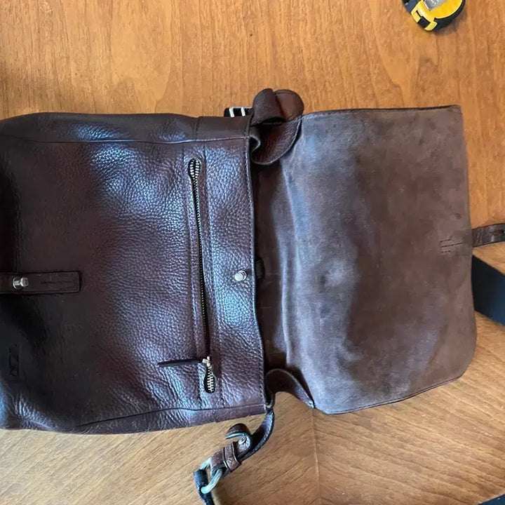 [BUNJANG] Tumi Leather Bag / 투미 가죽 가방