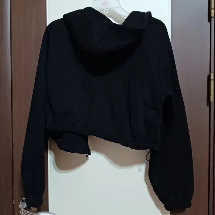 [BUNJANG] Black Cropped Hoodie Zip-Up Jacket / 검정색 후드 집업 크롭 기모 자켓