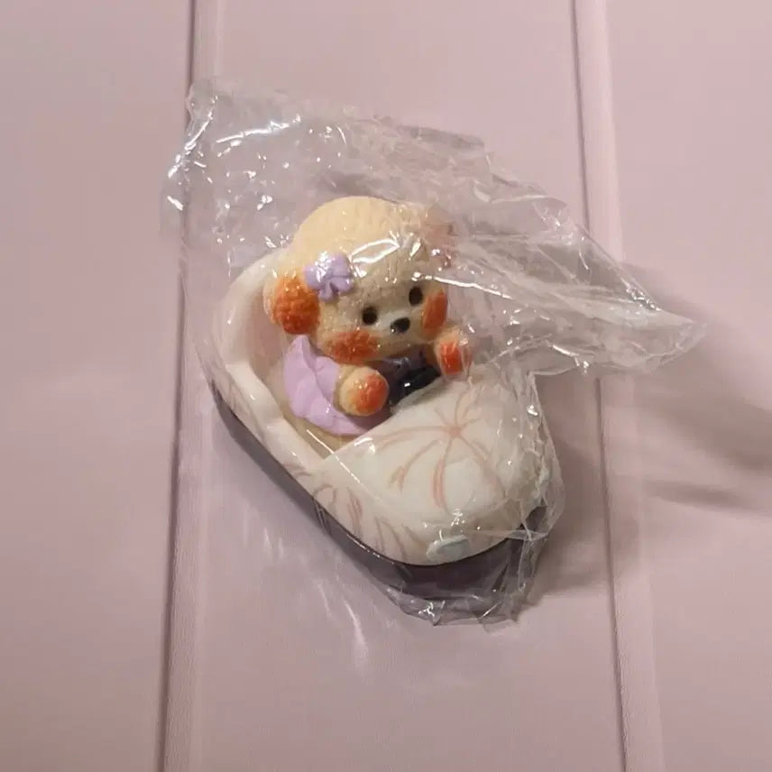 [BUNJANG] Car Dog Figurine / 자동차 강아지 피규어